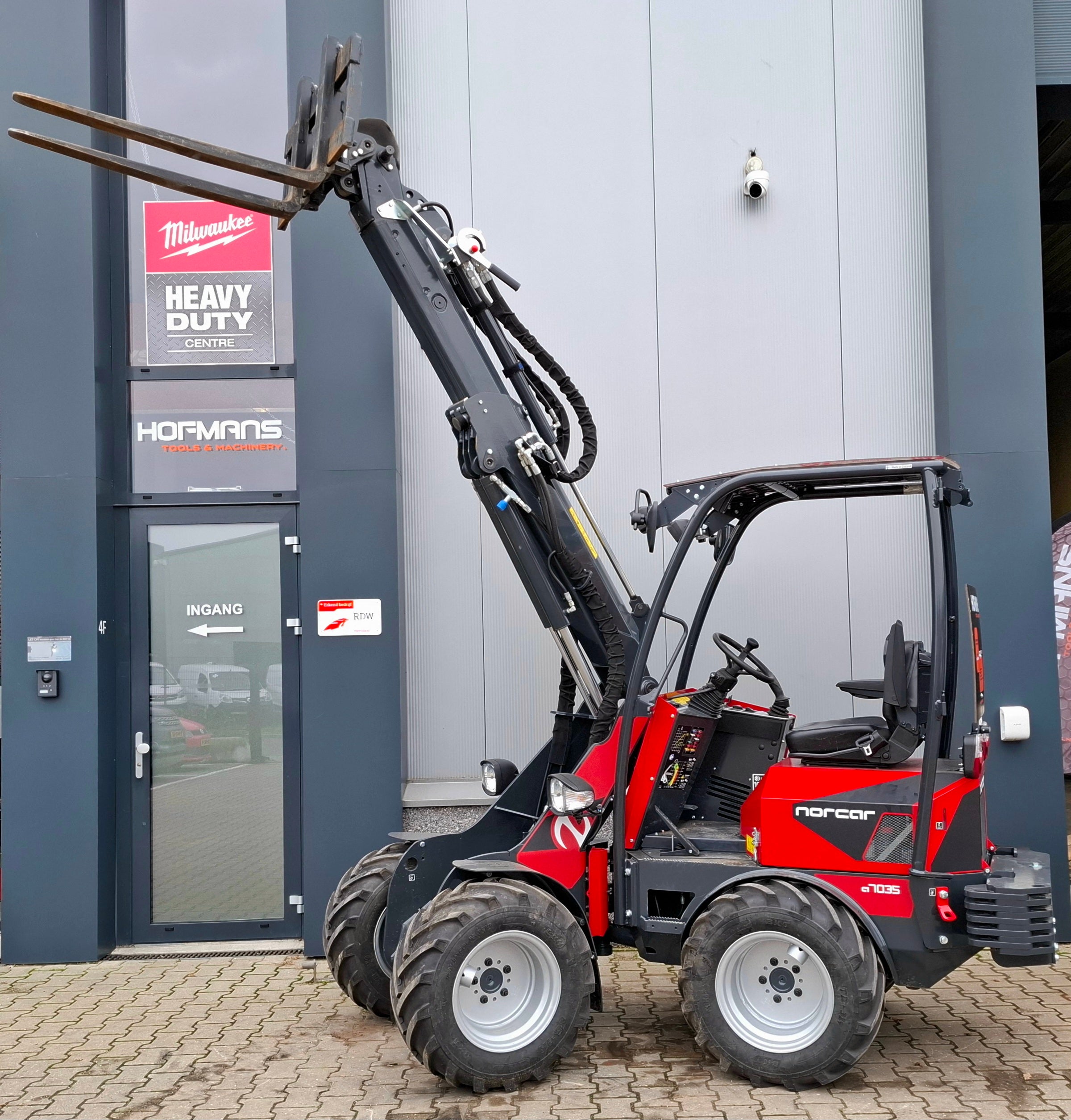 minishovel Norcar A7035