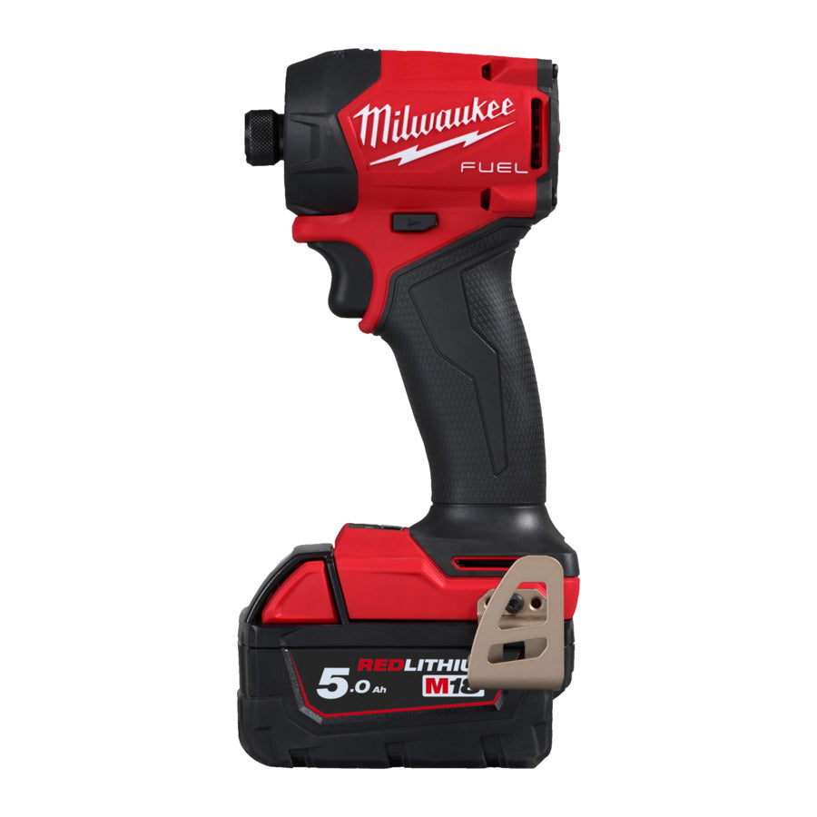 M18 FIDRQ-502X SURGE ¼″ Hex hydraulische slagschroevendraaier (2x 5.0 AH accu en lader)