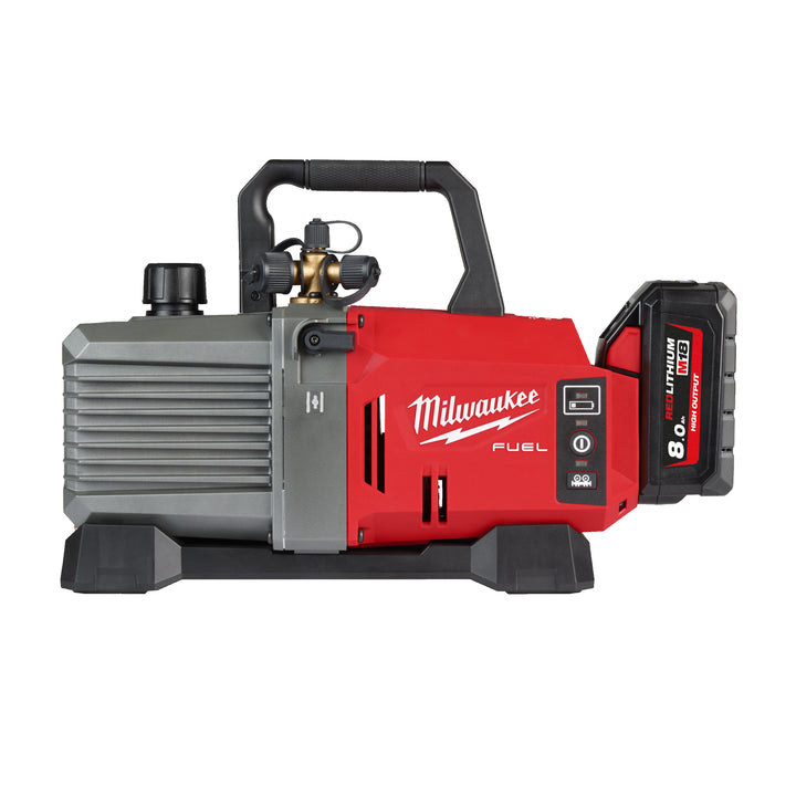 M18 FVP5-801 Vacuümpomp 5 cfm  (1x 8.0 AH accu en lader)