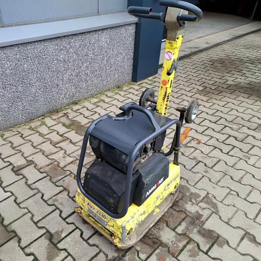 Ammann AVP 2220 trilplaat