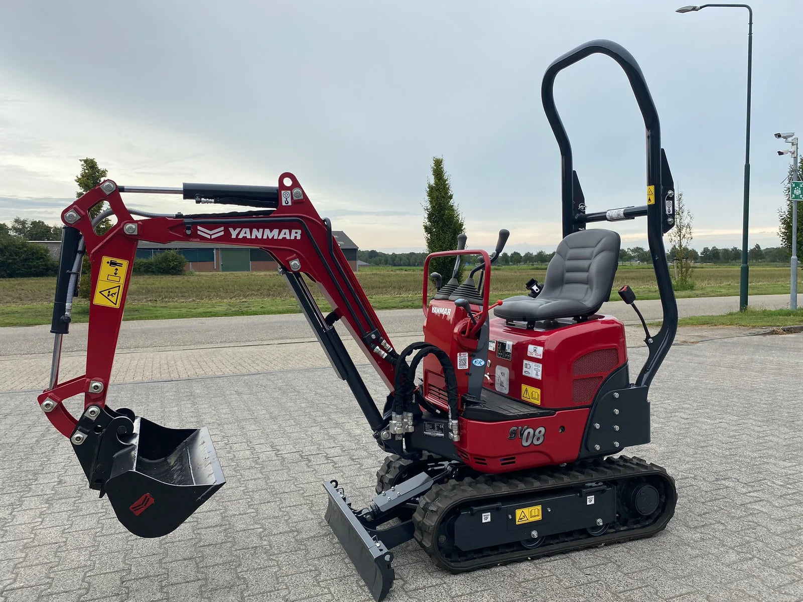 Minigraver Yanmar  SV08