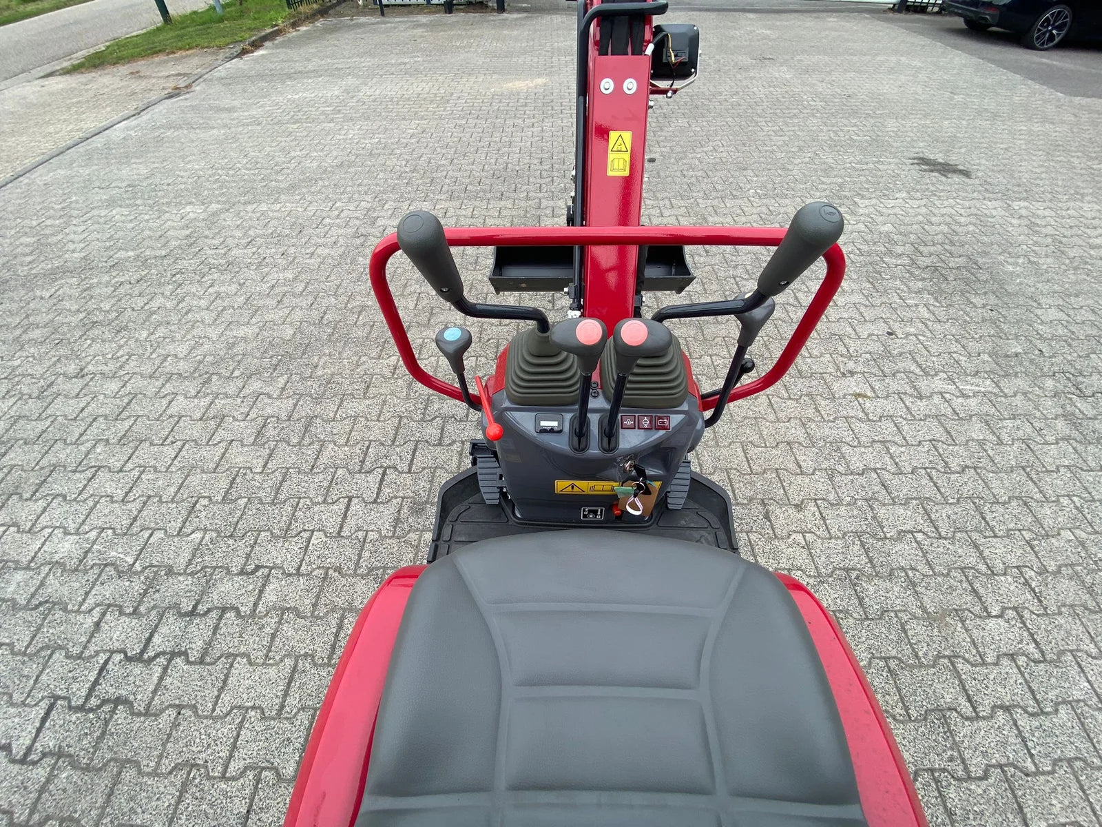 Minigraver Yanmar  SV08