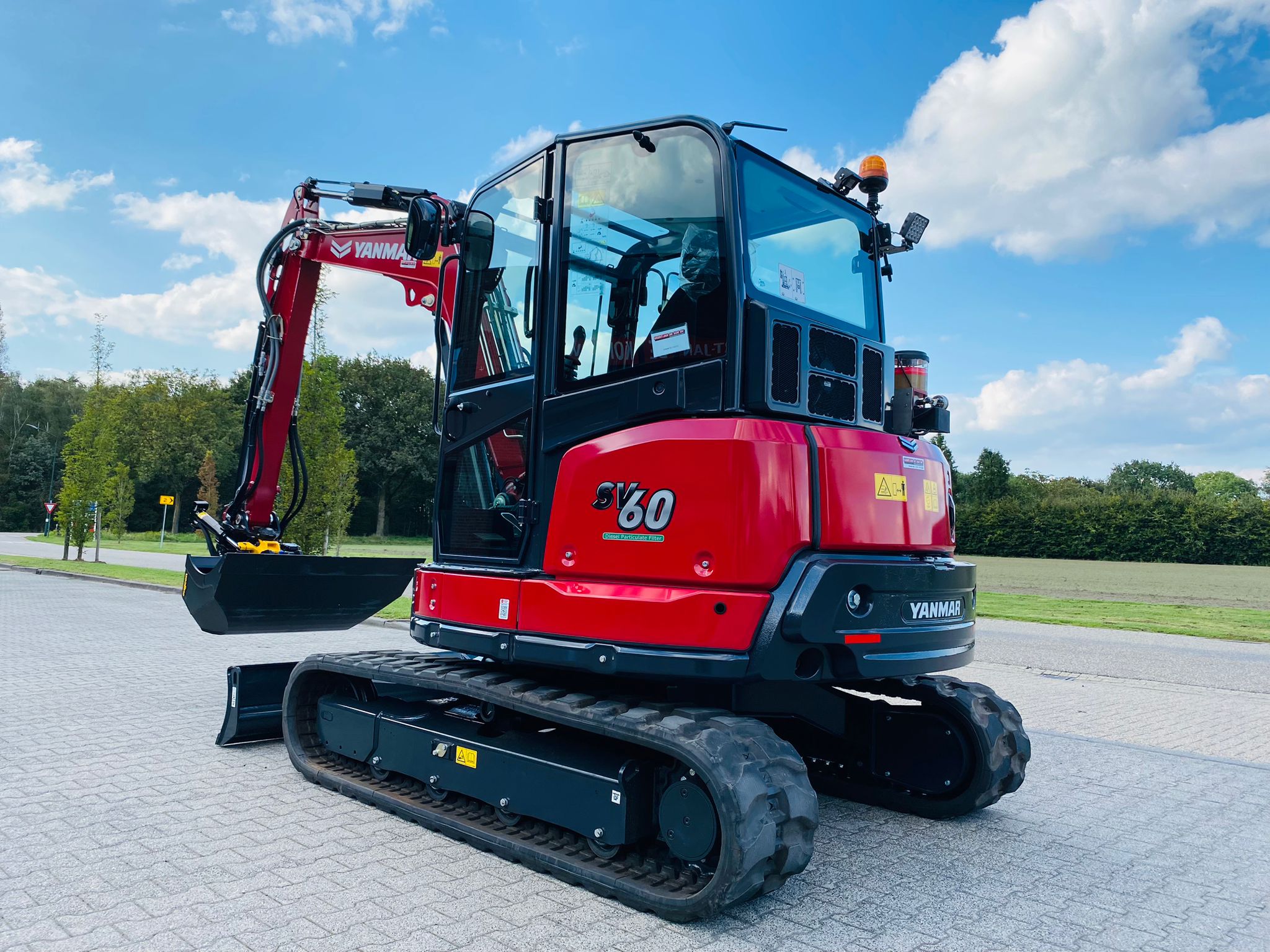 Midigraver Yanmar SV60