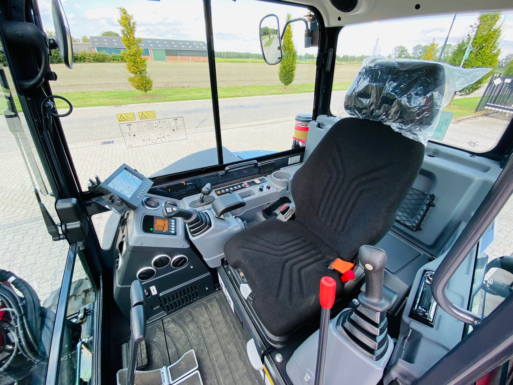 Midigraver Yanmar SV60