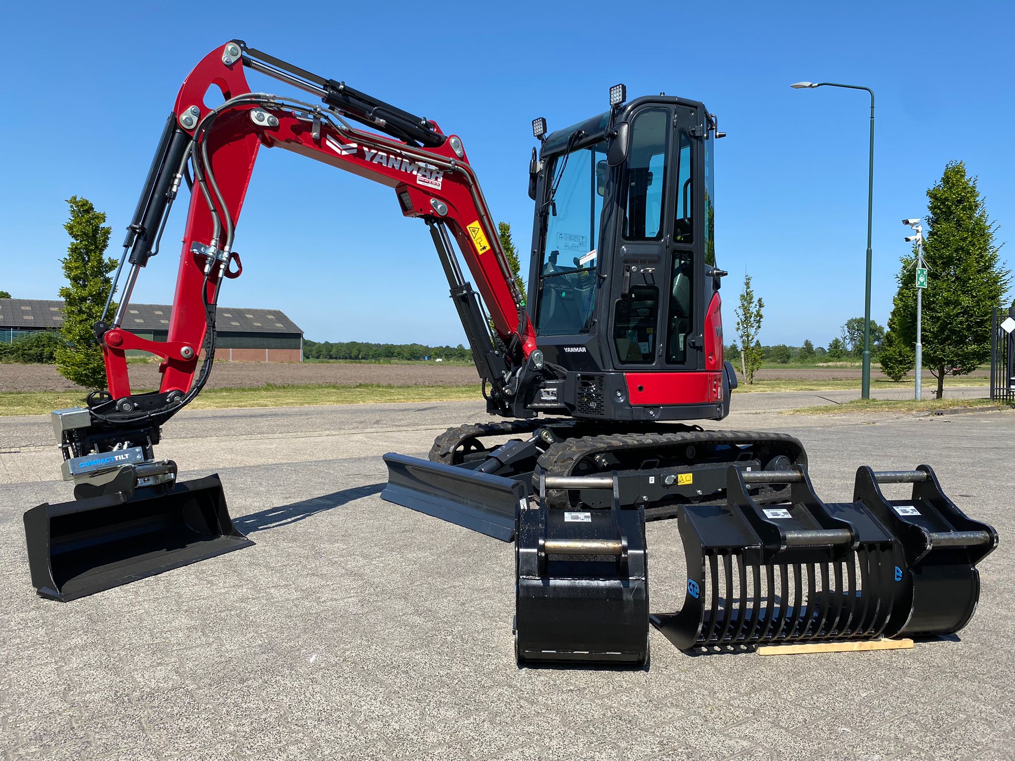 Minigraver Yanmar VIO27-6