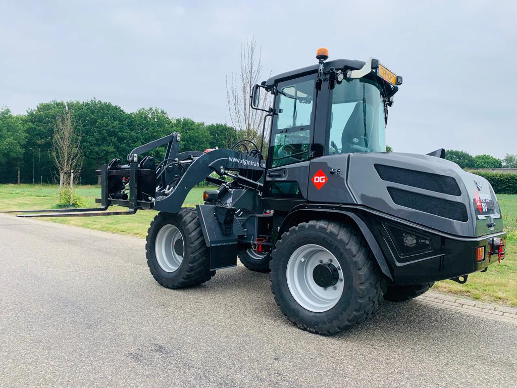 Wiellader zwenklader Yanmar V70S-5