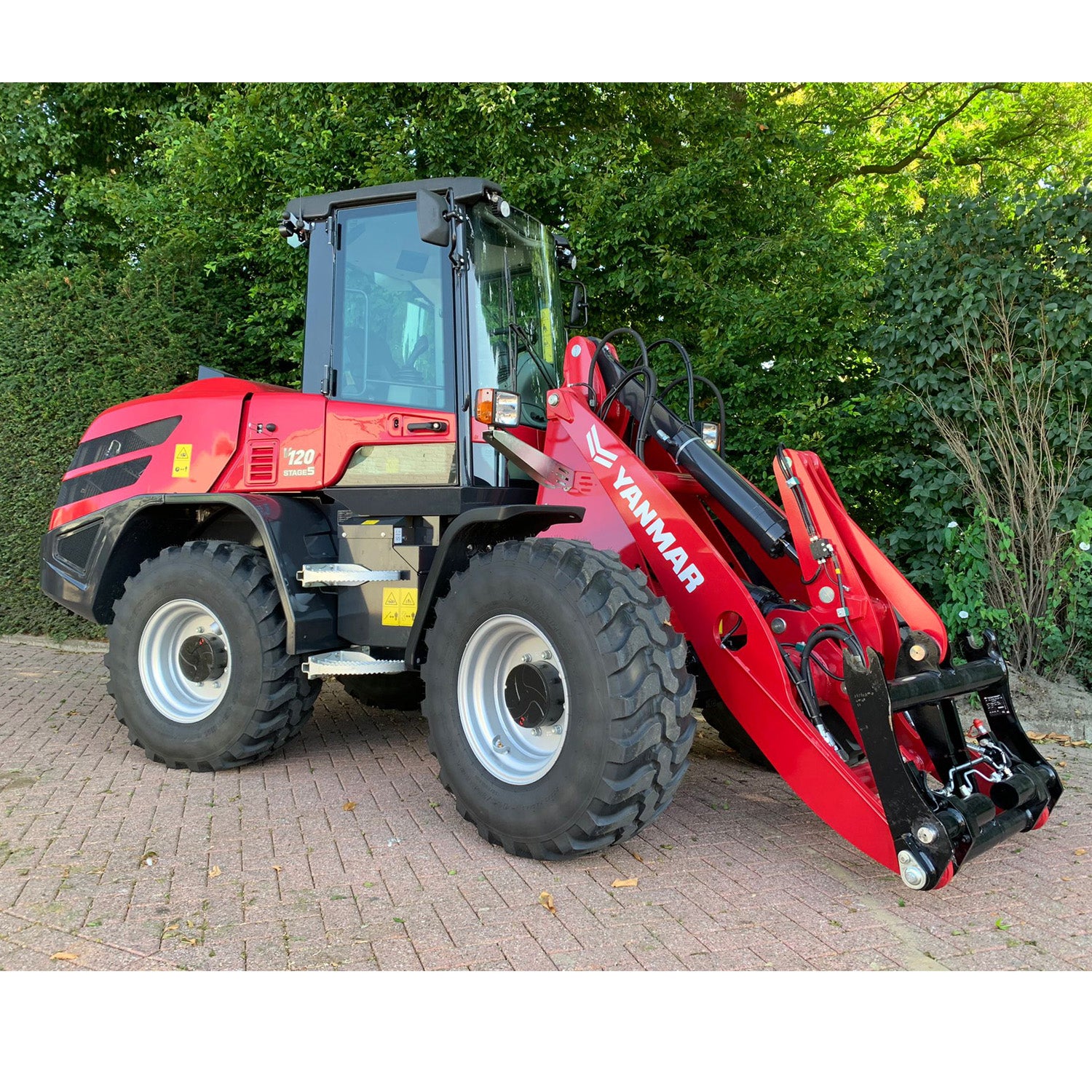 Wiellader Yanmar V120-5